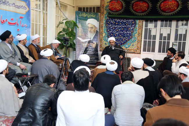 دیدار طلاب مرکز مطالعات تحقیقی مذاهب اسلامی مشهد مقدس با معظم له