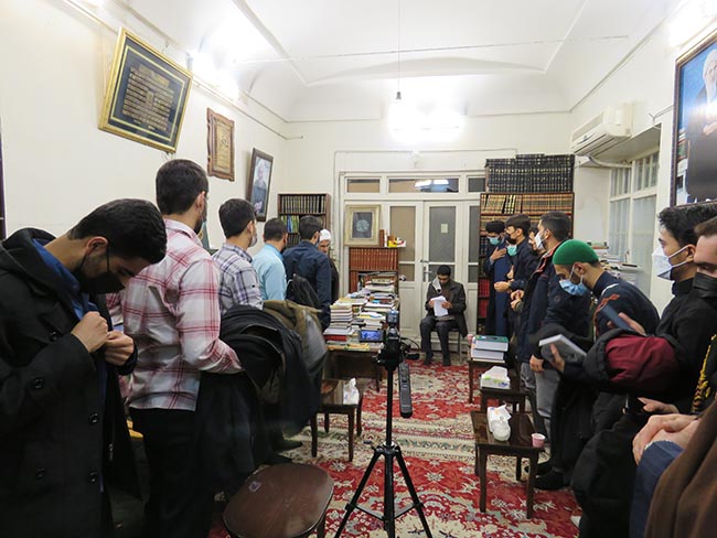 دیدار طلاب مدرسه سلیمانیه مشهد با آیت الله فاضل لنکرانی