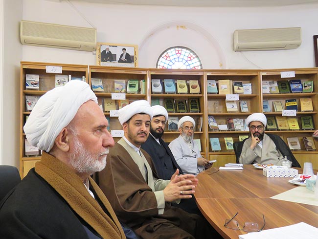 دیدار طلاب مرکز تخصصی مطالعات تطبیقی مذاهب اسلامی مشهد مقدس
