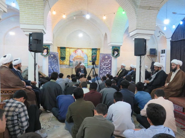 مراسم جشن ولادت پیامبر خدا(ص) و امام صادق(ع) و افتتاحیه دروس سال جدید مدرسه امام صادق(ع) قم