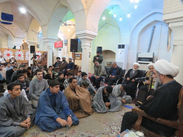 مراسم جشن ولادت پیامبر خدا(ص) و امام صادق(ع) و افتتاحیه دروس سال جدید مدرسه امام صادق(ع) قم