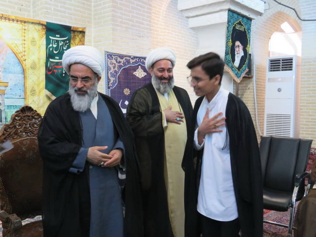 مراسم جشن ولادت پیامبر خدا(ص) و امام صادق(ع) و افتتاحیه دروس سال جدید مدرسه امام صادق(ع) قم