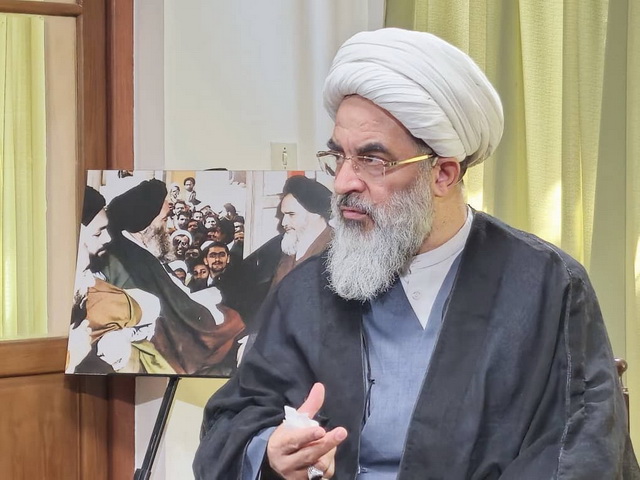 مصاحبه در برنامه حضور در مورد ابعاد شخصیت امام خمینی(قده) در بیت امام در قم