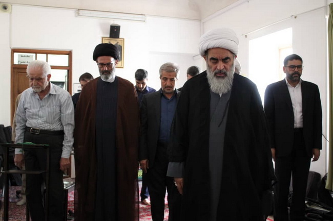 مصاحبه در برنامه حضور در مورد ابعاد شخصیت امام خمینی(قده) در بیت امام در قم