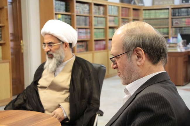 دیدار دکتر محمدمهدی احمدی معاون هنری و مدیرکل حوزه ریاست وزارت فرهنگ و ارشاد اسلامی