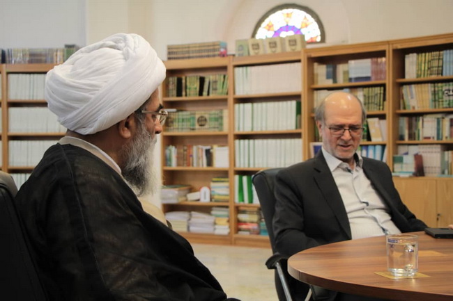 دیدار دکتر محمدمهدی احمدی معاون هنری و مدیرکل حوزه ریاست وزارت فرهنگ و ارشاد اسلامی