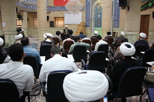 درس اخلاق حضرت آیت الله فاضل لنکرانی در جمع دانش پژوهان و اساتید مجتمع آموزشی پژوهشی ائمه اطهار(ع)