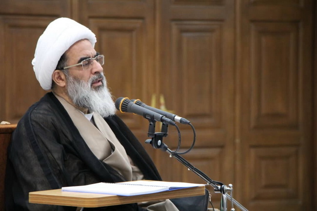 درس اخلاق حضرت آیت الله فاضل لنکرانی در جمع دانش پژوهان و اساتید مجتمع آموزشی پژوهشی ائمه اطهار(ع)