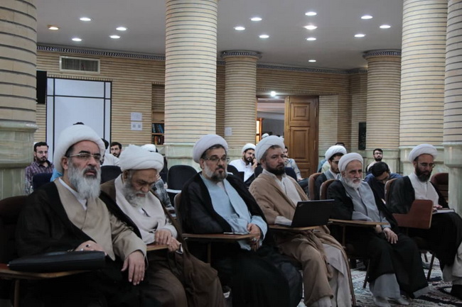 درس اخلاق حضرت آیت الله فاضل لنکرانی در جمع دانش پژوهان و اساتید مجتمع آموزشی پژوهشی ائمه اطهار(ع)