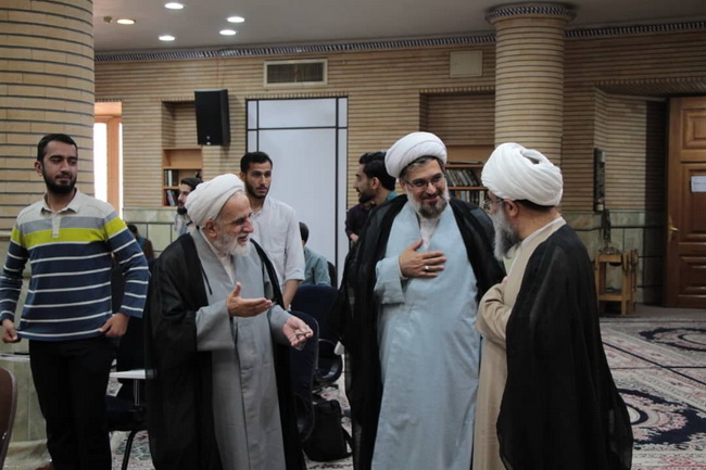 درس اخلاق حضرت آیت الله فاضل لنکرانی در جمع دانش پژوهان و اساتید مجتمع آموزشی پژوهشی ائمه اطهار(ع)