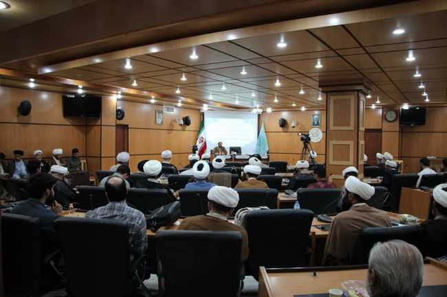 نشست مسئولین مؤسسه آموزش عالی ائمه اطهار(ع)