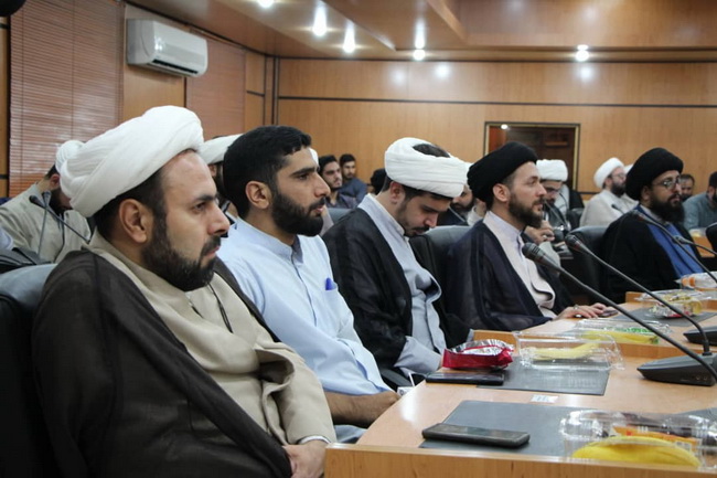 نشست مسئولین مؤسسه آموزش عالی ائمه اطهار(ع)