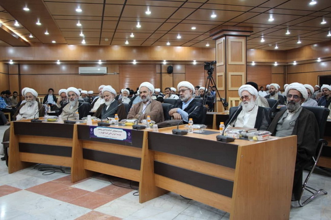 نشست مسئولین مؤسسه آموزش عالی ائمه اطهار(ع)