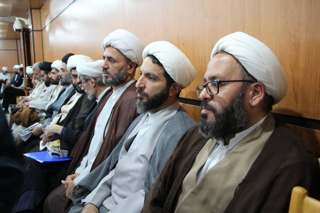 نشست مسئولین مؤسسه آموزش عالی ائمه اطهار(ع)