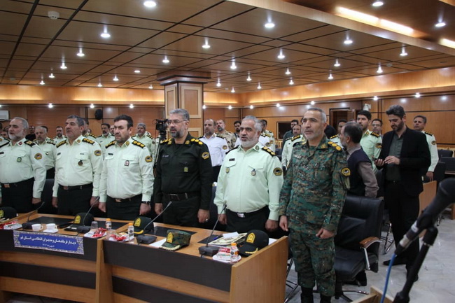 دیدار فرماندهان و مدیران انتظامی استان قم