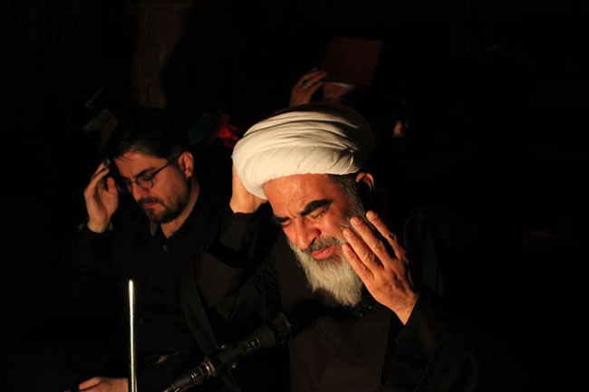 مراسم إحیای شب ۲۳ ماه مبارک رمضان