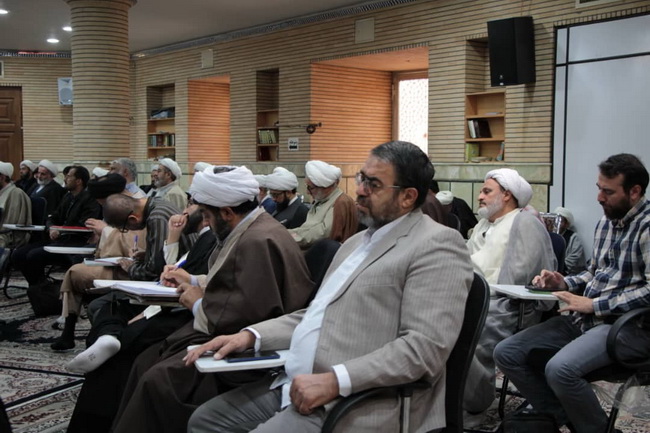 جشن میلاد حضرت زینب(سلام الله علیها) در پایان درس اصول