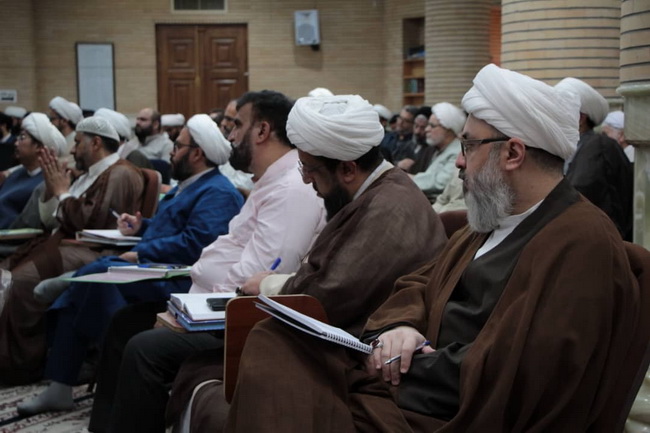 جشن میلاد حضرت زینب(سلام الله علیها) در پایان درس اصول