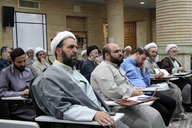 جشن میلاد حضرت زینب(سلام الله علیها) در پایان درس اصول