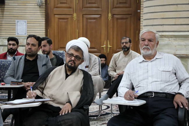 جشن میلاد حضرت زینب(سلام الله علیها) در پایان درس اصول