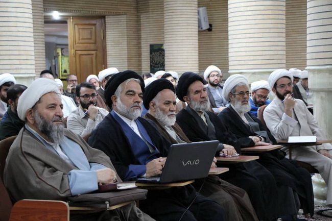 جشن میلاد حضرت زینب(سلام الله علیها) در پایان درس اصول