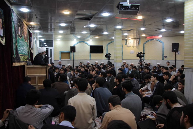 درس اخلاق مدرسه علمیه جهانگیر خان قم