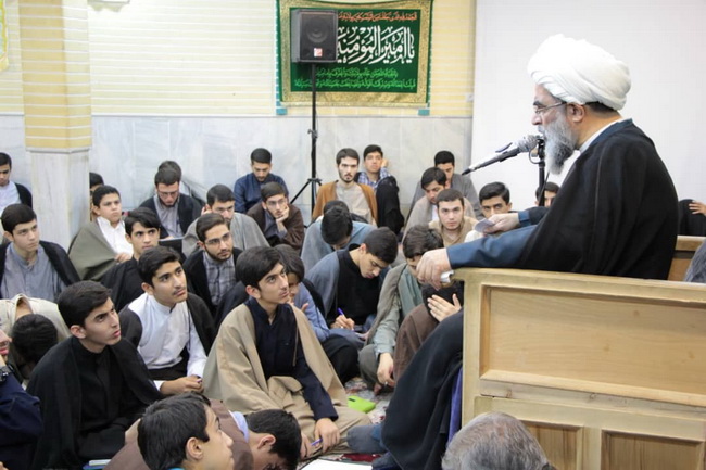 درس اخلاق مدرسه علمیه جهانگیر خان قم