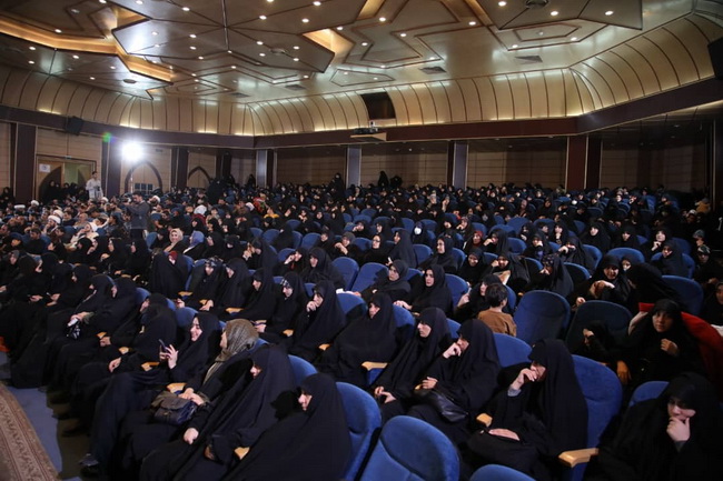 پانزدهمین سوگواره شعر فاطمی ‹محبوبه خدا »