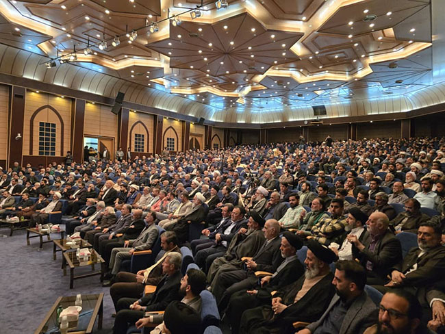 مراسم آئین تکریم خادمان صادق؛ حاج آقای سازگار و حاج آقای عاصی