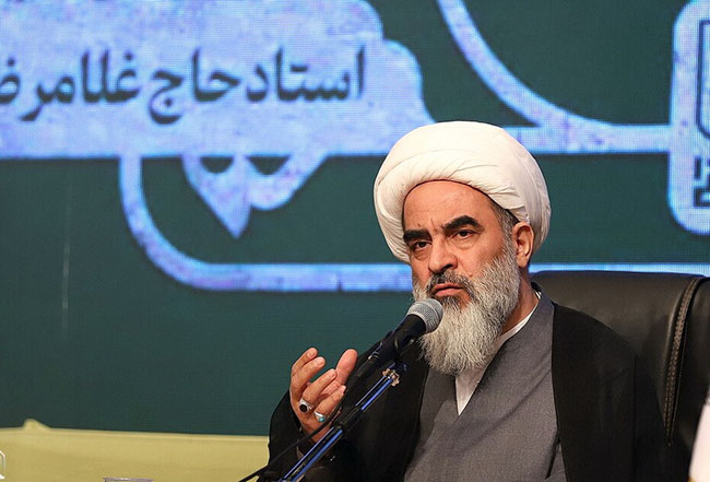 مراسم آئین تکریم خادمان صادق؛ حاج آقای سازگار و حاج آقای عاصی