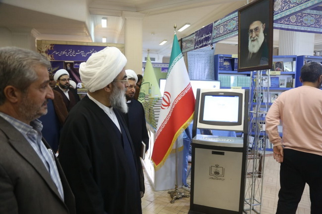 افتتاحیه «چهارمین نمایشگاه تخصصی کتاب فقه و کلام معاصر»