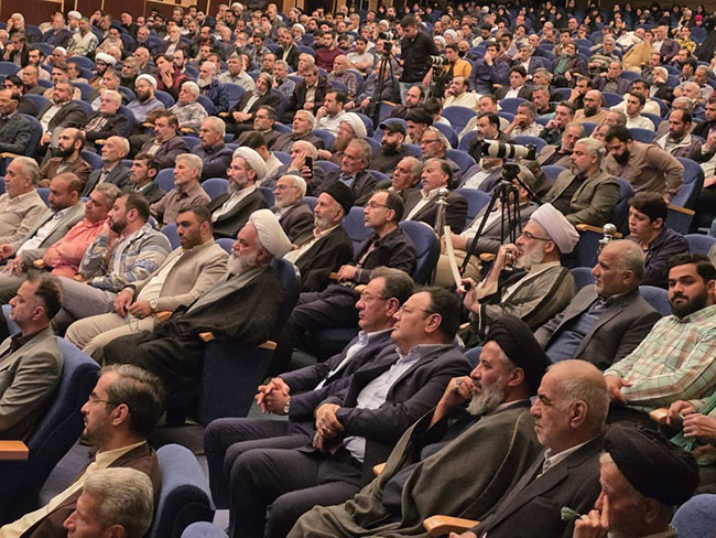 مراسم آئین تکریم خادمان صادق؛ حاج آقای سازگار و حاج آقای عاصی