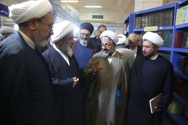 افتتاحیه «چهارمین نمایشگاه تخصصی کتاب فقه و کلام معاصر»