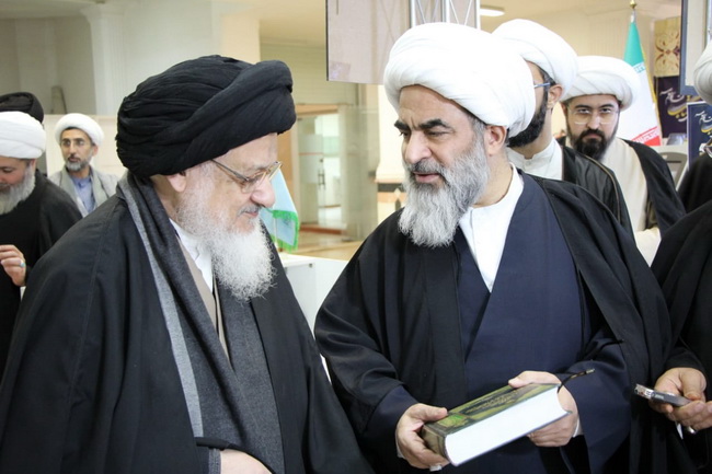 بازدید حضرت آیت الله فاضل لنکرانی در دومین روز چهارمین نمایشگاه تخصصی کتاب فقه و کلام معاصر