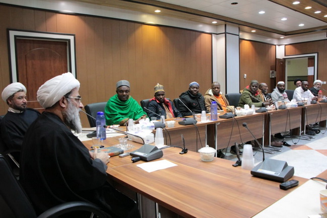 دیدار جمعی از اساتید،علما و ائمه جماعت اهل سنت کشورهای آفریقایی