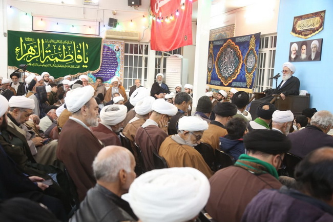 عمامه گذاری در حسینیه دفتر آیت الله فاضل لنکرانی