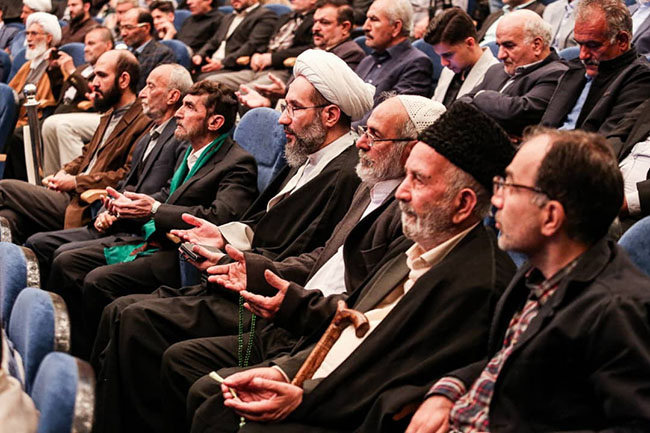 مراسم آئین تکریم خادمان صادق؛ حاج آقای سازگار و حاج آقای عاصی