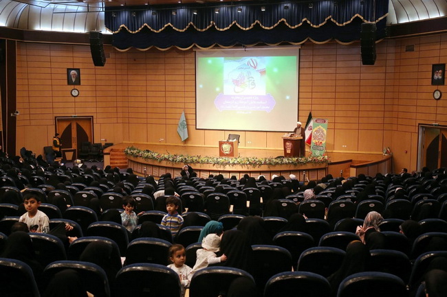 هشتمین همایش بزرگ فاطمی؛ ویژه همسران اساتید، دانش آموختگان و کارکنان مرکز فقهی ائمه اطهار(علیهم السلام)