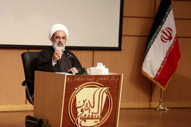 هشتمین همایش بزرگ فاطمی؛ ویژه همسران اساتید، دانش آموختگان و کارکنان مرکز فقهی ائمه اطهار(علیهم السلام)