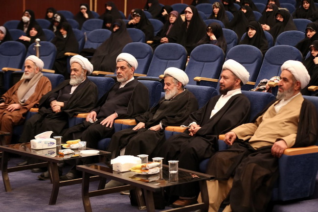 هشتمین همایش بزرگ فاطمی؛ ویژه همسران اساتید، دانش آموختگان و کارکنان مرکز فقهی ائمه اطهار(علیهم السلام)