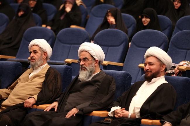 هشتمین همایش بزرگ فاطمی؛ ویژه همسران اساتید، دانش آموختگان و کارکنان مرکز فقهی ائمه اطهار(علیهم السلام)