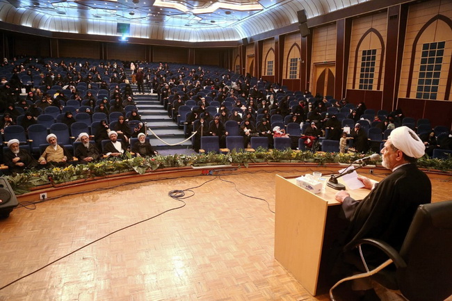 هشتمین همایش بزرگ فاطمی؛ ویژه همسران اساتید، دانش آموختگان و کارکنان مرکز فقهی ائمه اطهار(علیهم السلام)