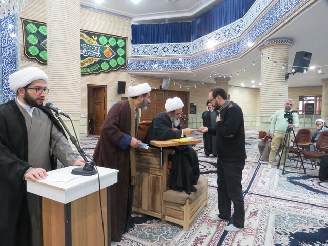 تجلیل از شاگردان ممتاز دروس خارج فقه و اصول