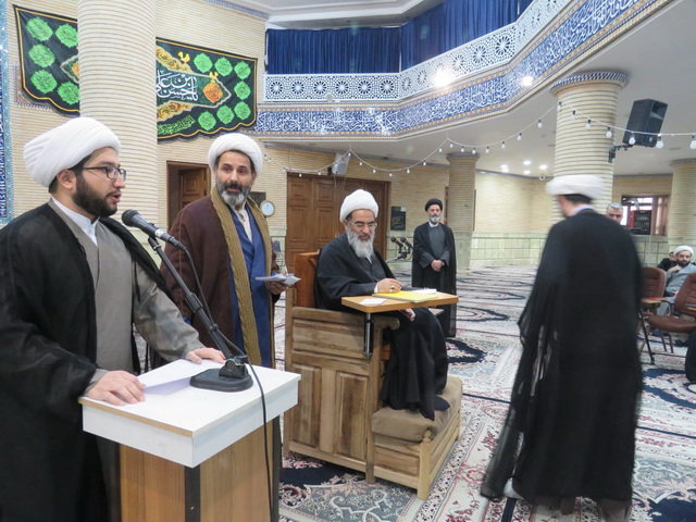 تجلیل از شاگردان ممتاز دروس خارج فقه و اصول