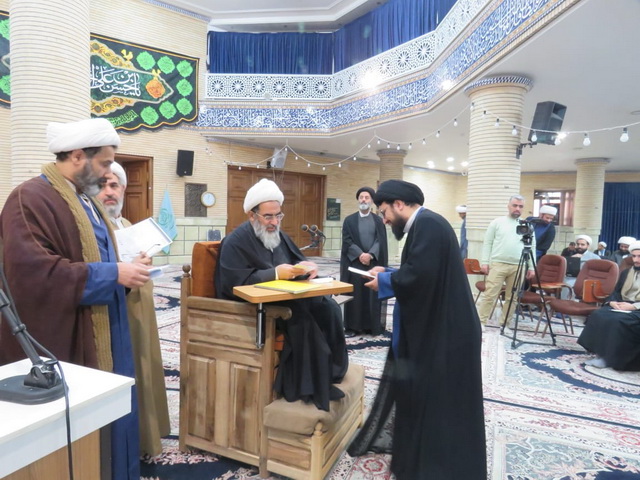 تجلیل از شاگردان ممتاز دروس خارج فقه و اصول