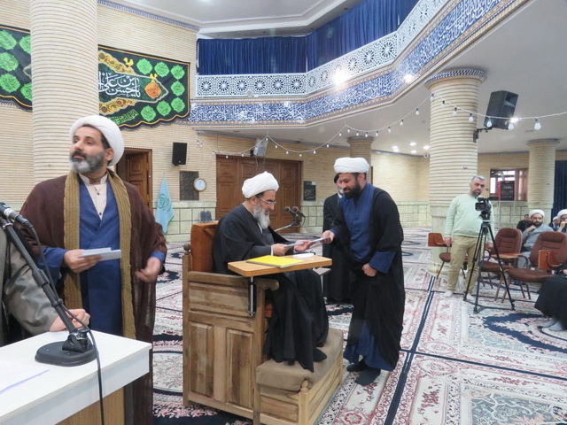 تجلیل از شاگردان ممتاز دروس خارج فقه و اصول