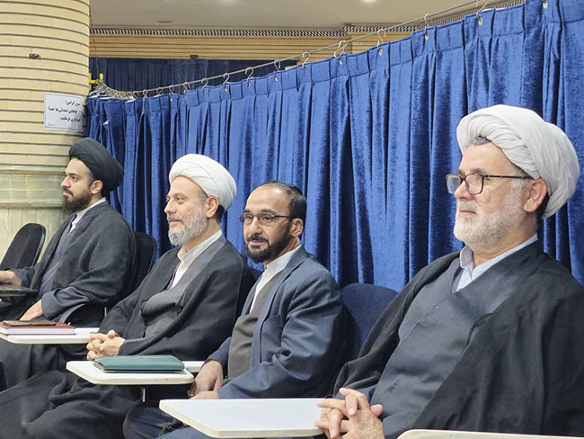 مراسم سالروز شهادت مظلومانه امام صادق(ع) در درس خارج فقه