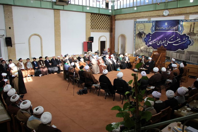 سخنرانی در نشست هفتگی خطبای استان قم