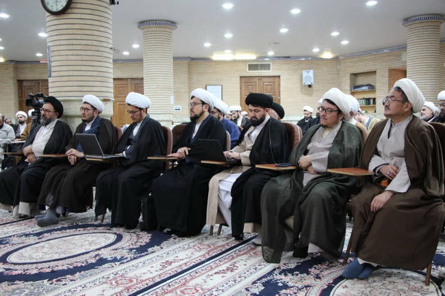 آئین تجلیل از حجت‌الاسلام والمسلمین سید عباس مظفری مرتضوی مدیر مجموعه مرکز فقهی ائمه اطهار(ع) افغانستان در قم