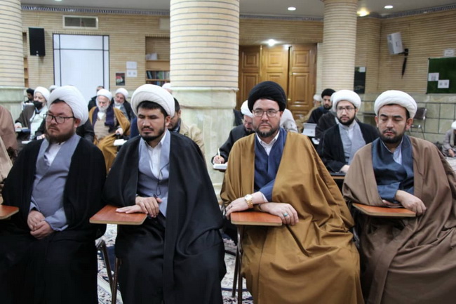 آئین تجلیل از حجت‌الاسلام والمسلمین سید عباس مظفری مرتضوی مدیر مجموعه مرکز فقهی ائمه اطهار(ع) افغانستان در قم